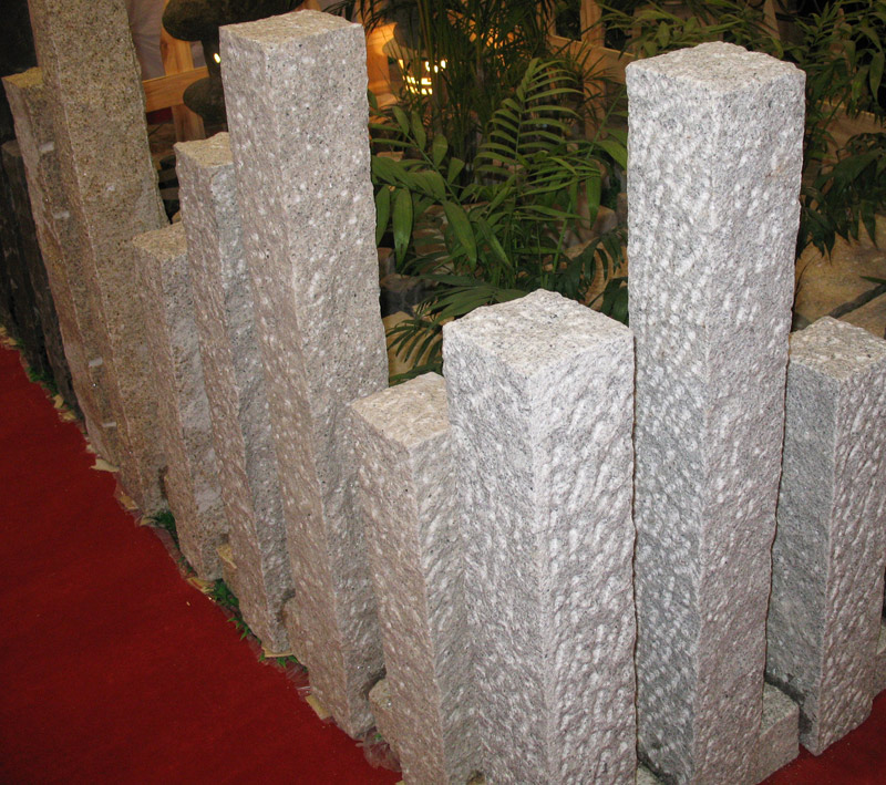 Grey Granite Palisades