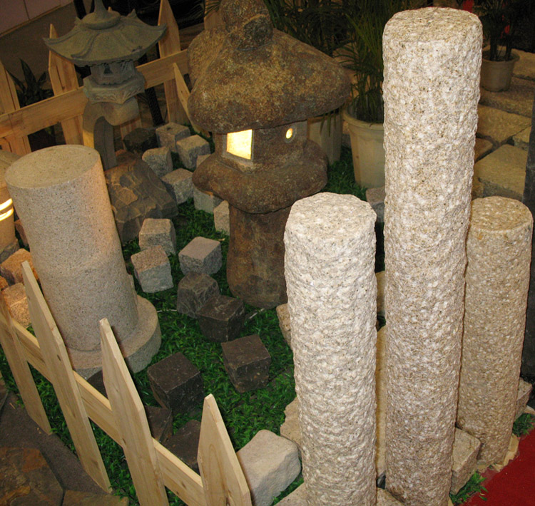 Round Granite Palisades