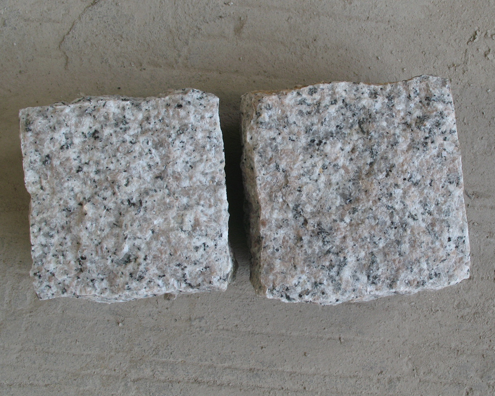 G635 Pink Granite Cobbles